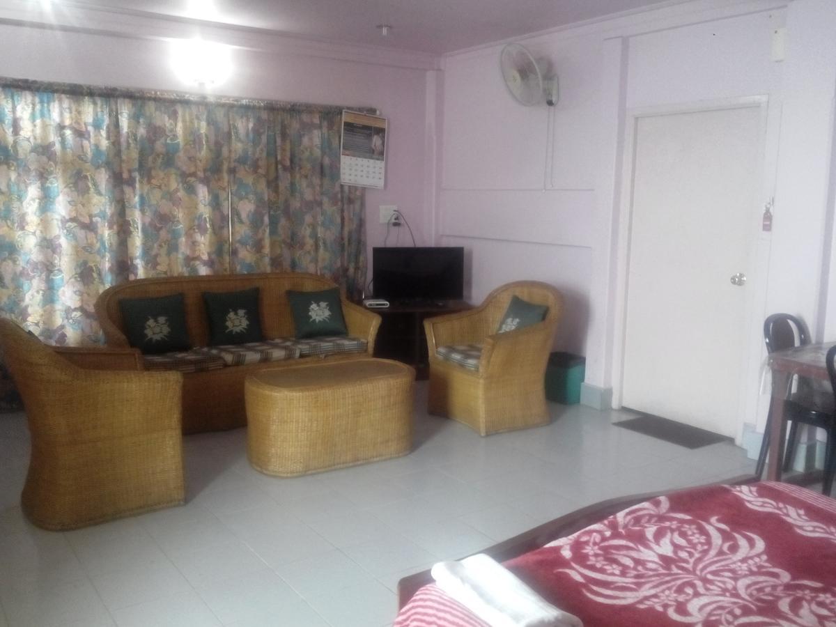 Chief Guest House Āīzawl 外观 照片